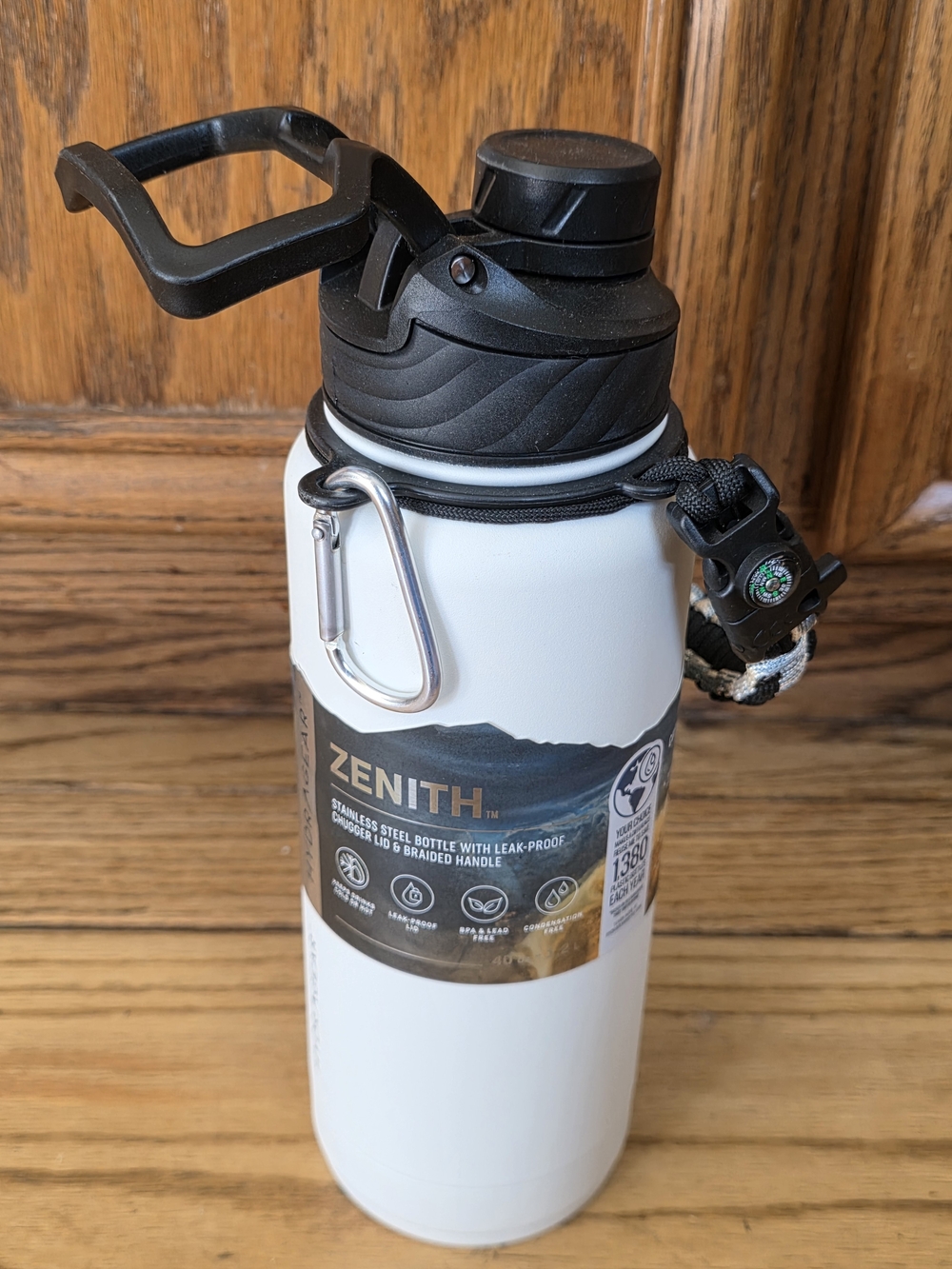 Zenith White Stainless Steel Water Bottle with Leak-Proof Lid